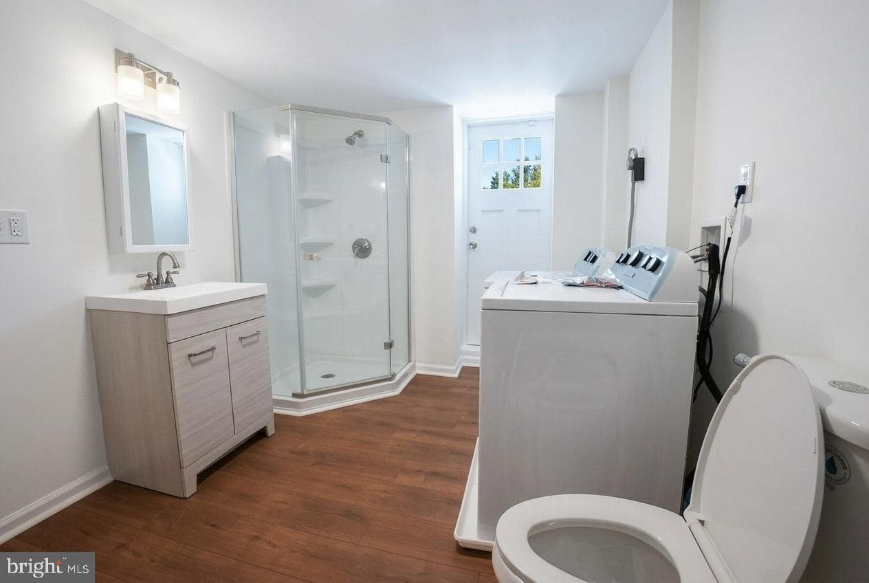3031 Hanlon Avenue photo 70