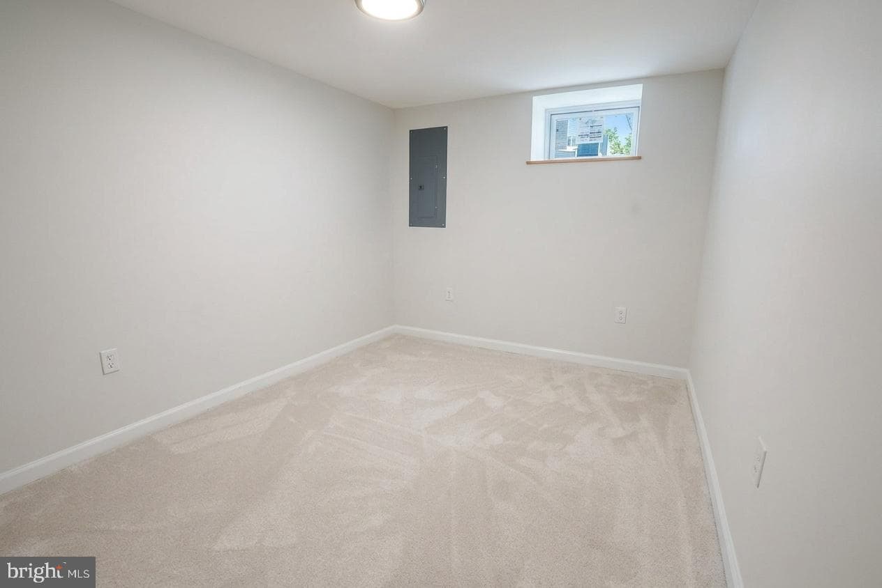 3031 Hanlon Avenue photo 75