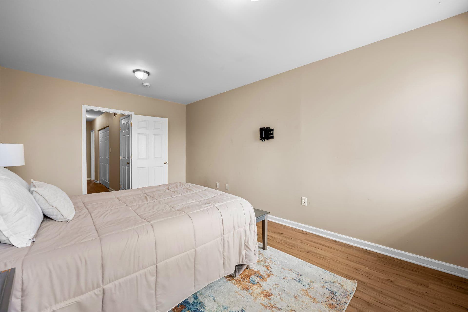 317 S Collington photo 29