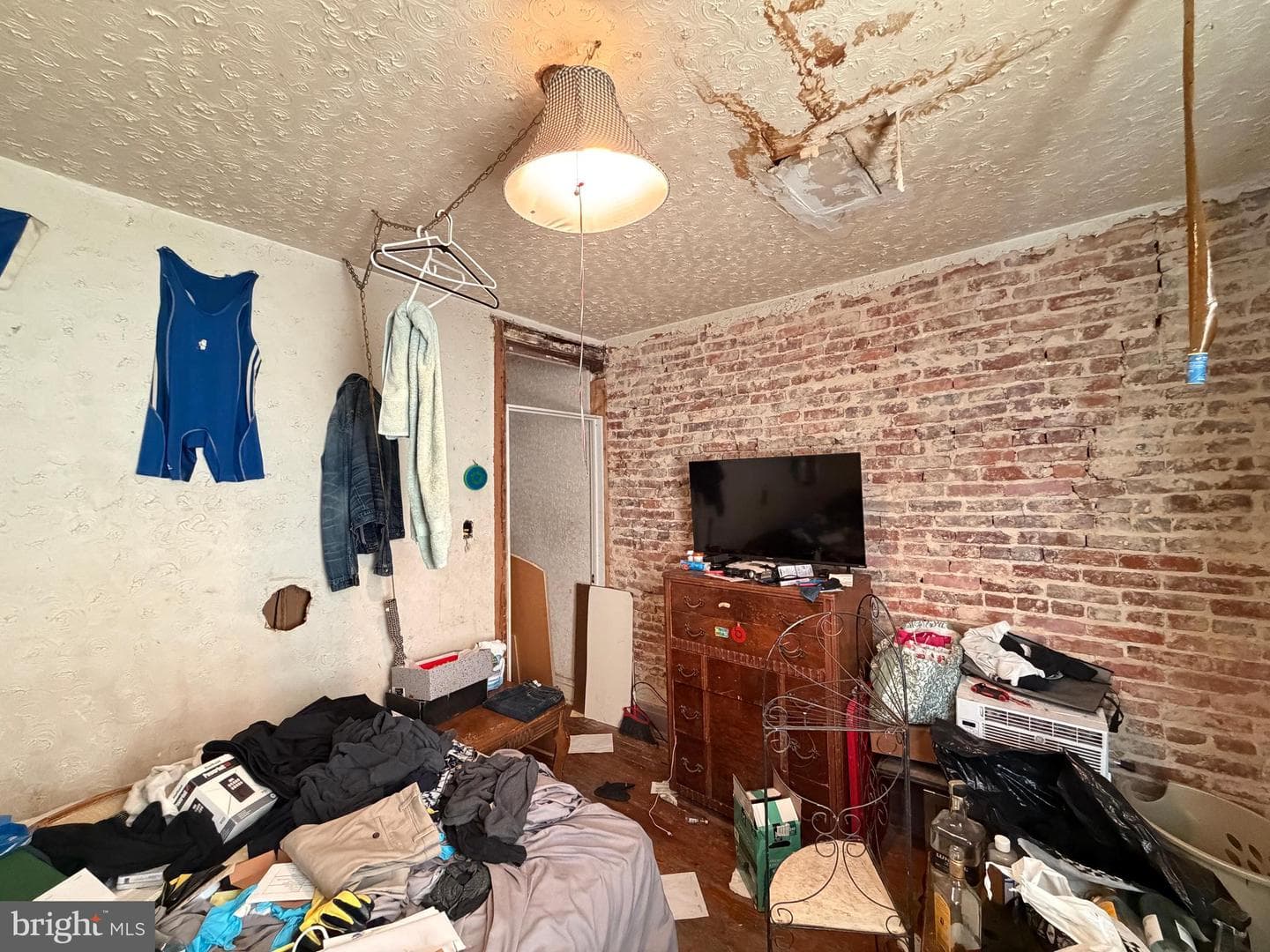 421 E 28th Street photo 19