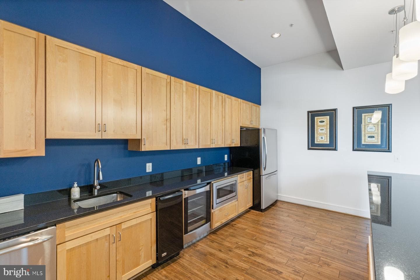 414 Water Street #2512 photo 33