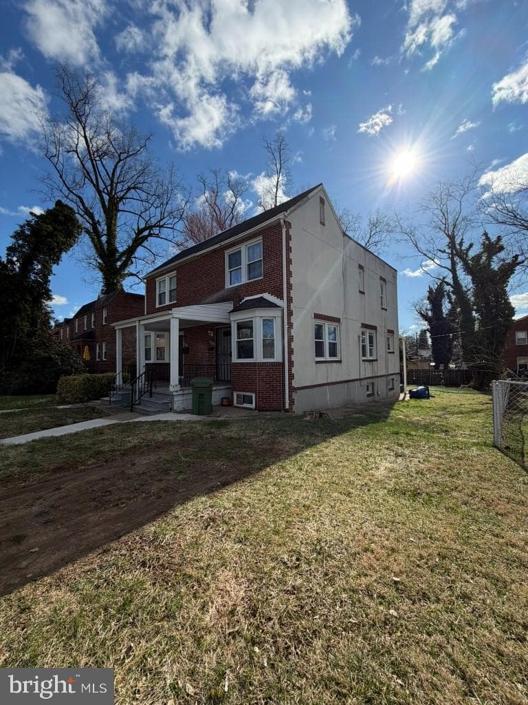 3705 N Rogers Avenue N photo 5