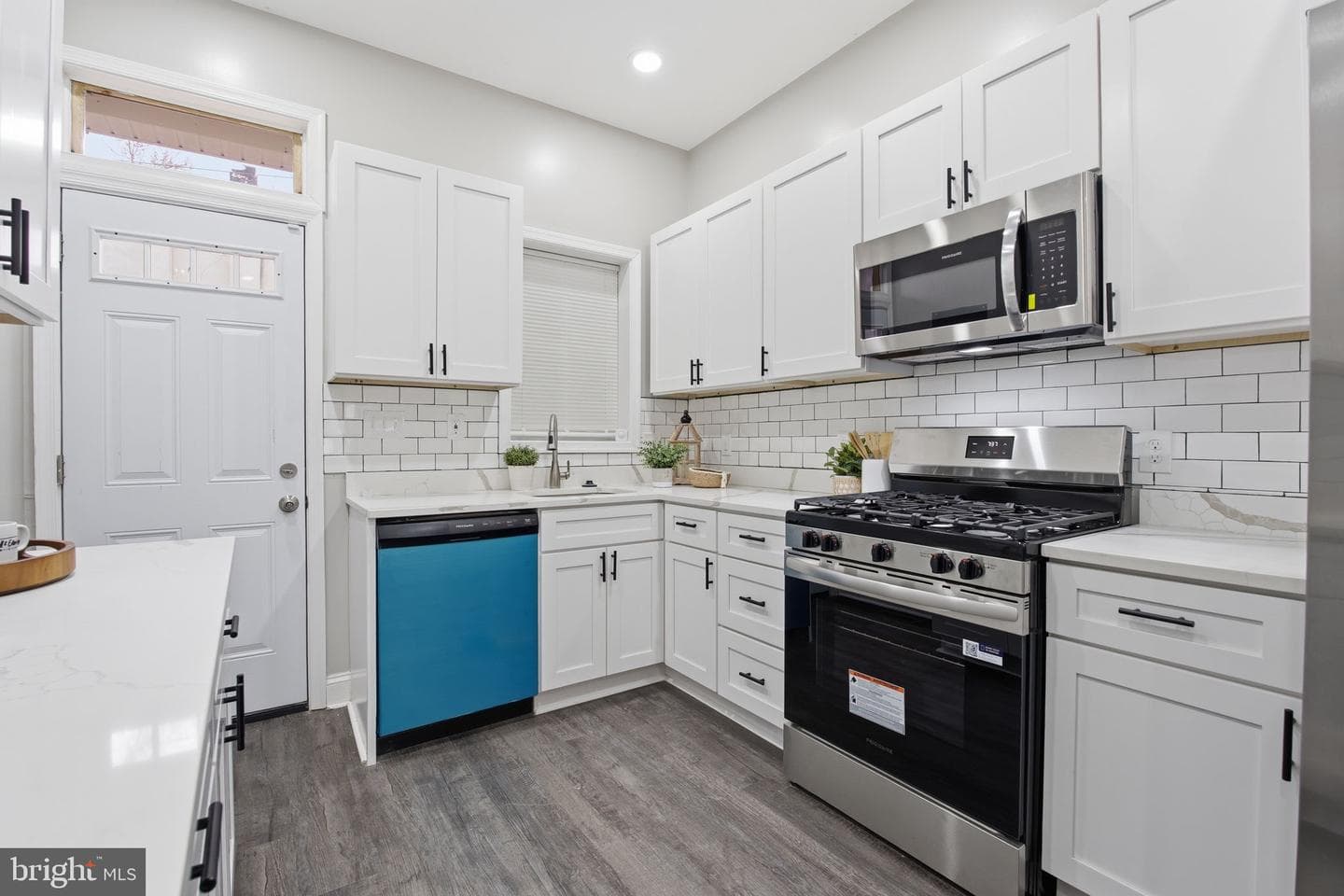 1708 E Federal Street photo 11