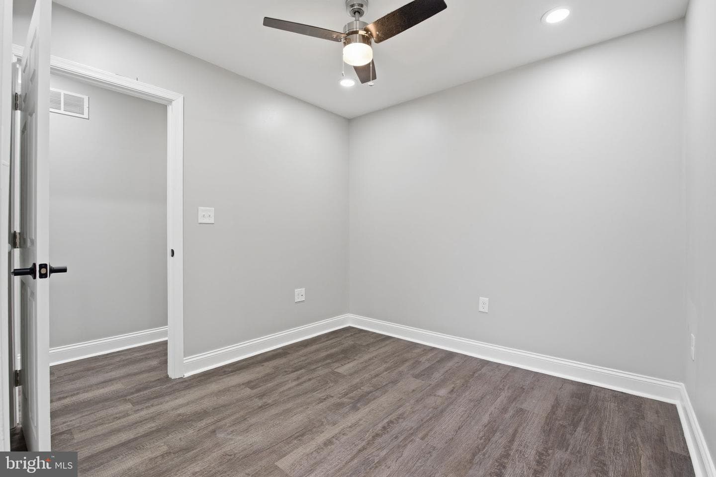 1708 E Federal Street photo 21