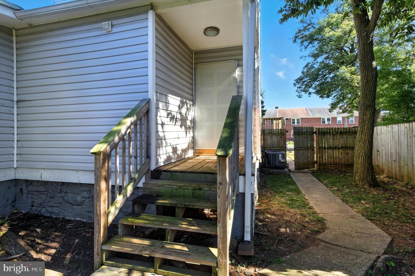 4300 Norfolk Avenue photo 10