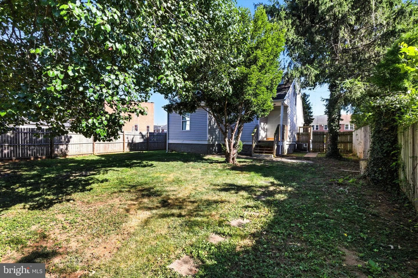 4300 Norfolk Avenue photo 7