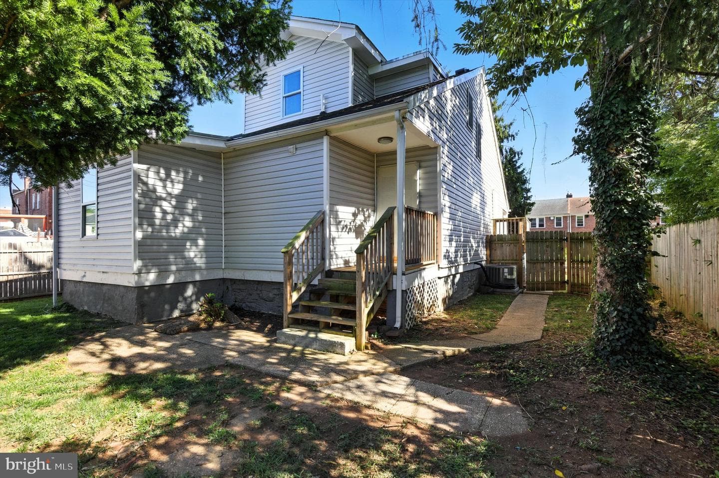 4300 Norfolk Avenue photo 8