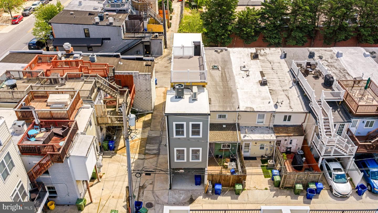 1500 Boyle Street photo 66