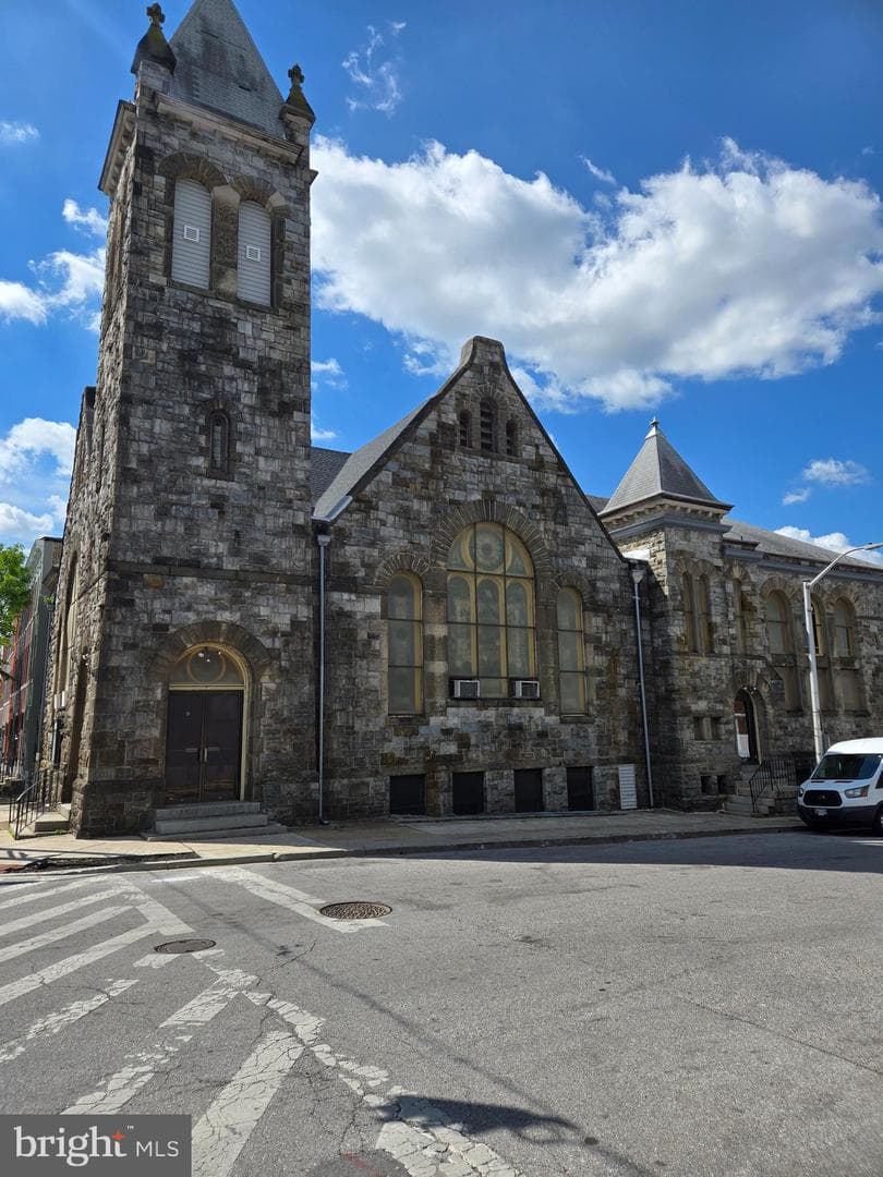 1121 Mckean Avenue photo 26