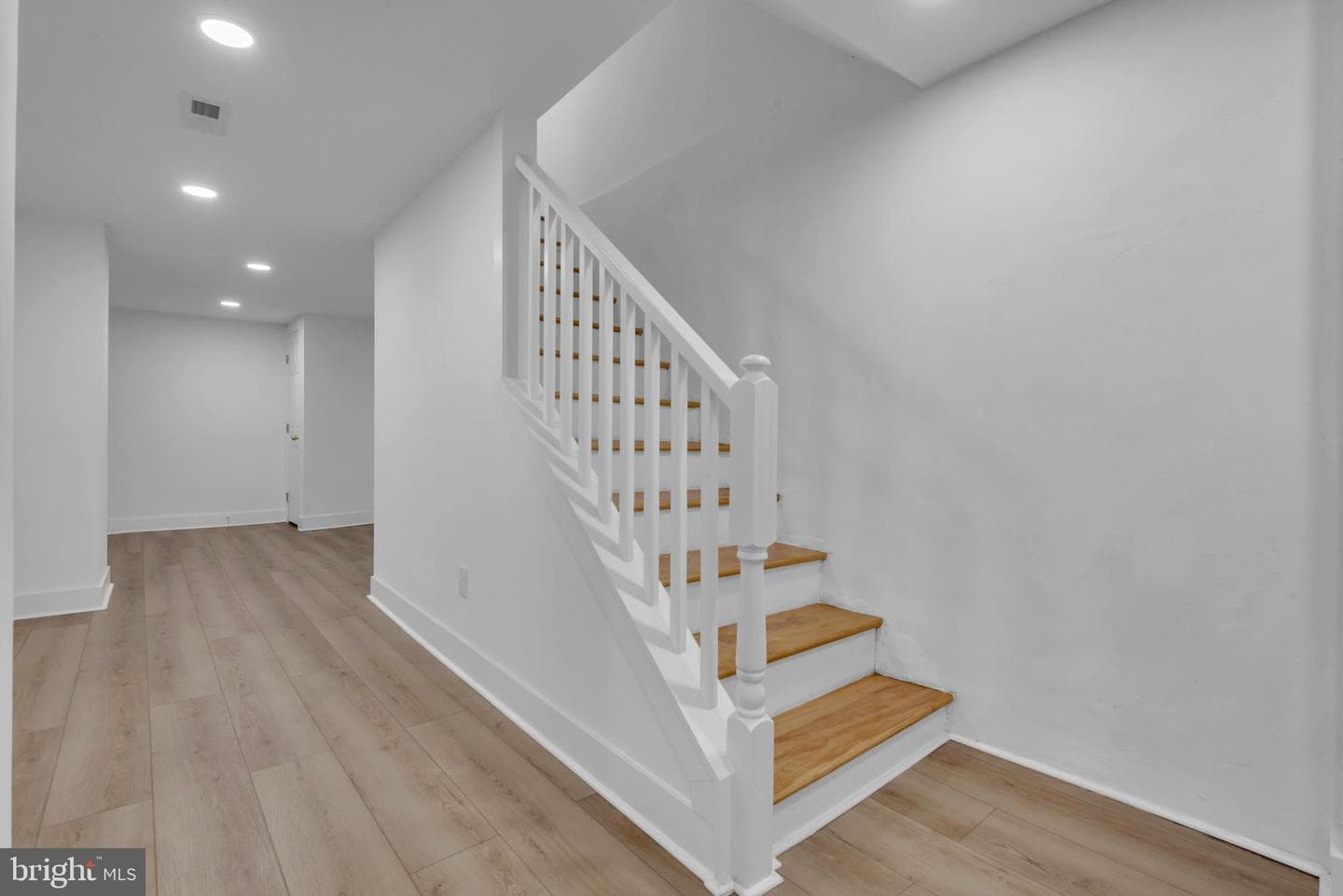 3804 Woodhaven Avenue photo 34
