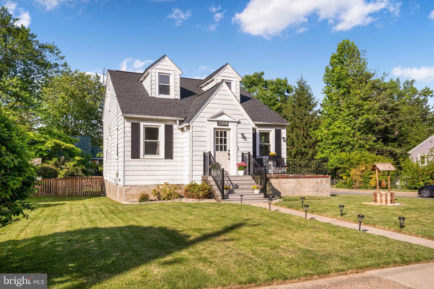 3308 Westfield Avenue photo 1