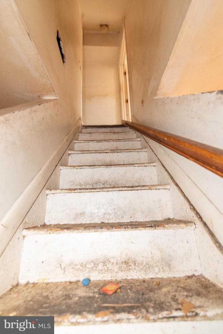 1627 S Hanover Street photo 12