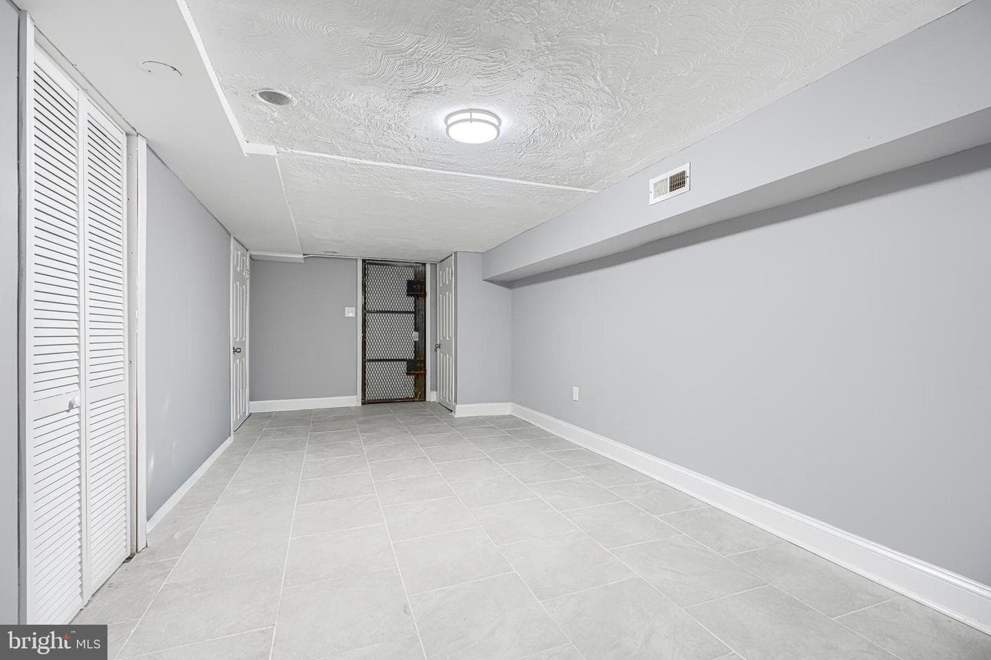 4915 Palmer Avenue photo 6