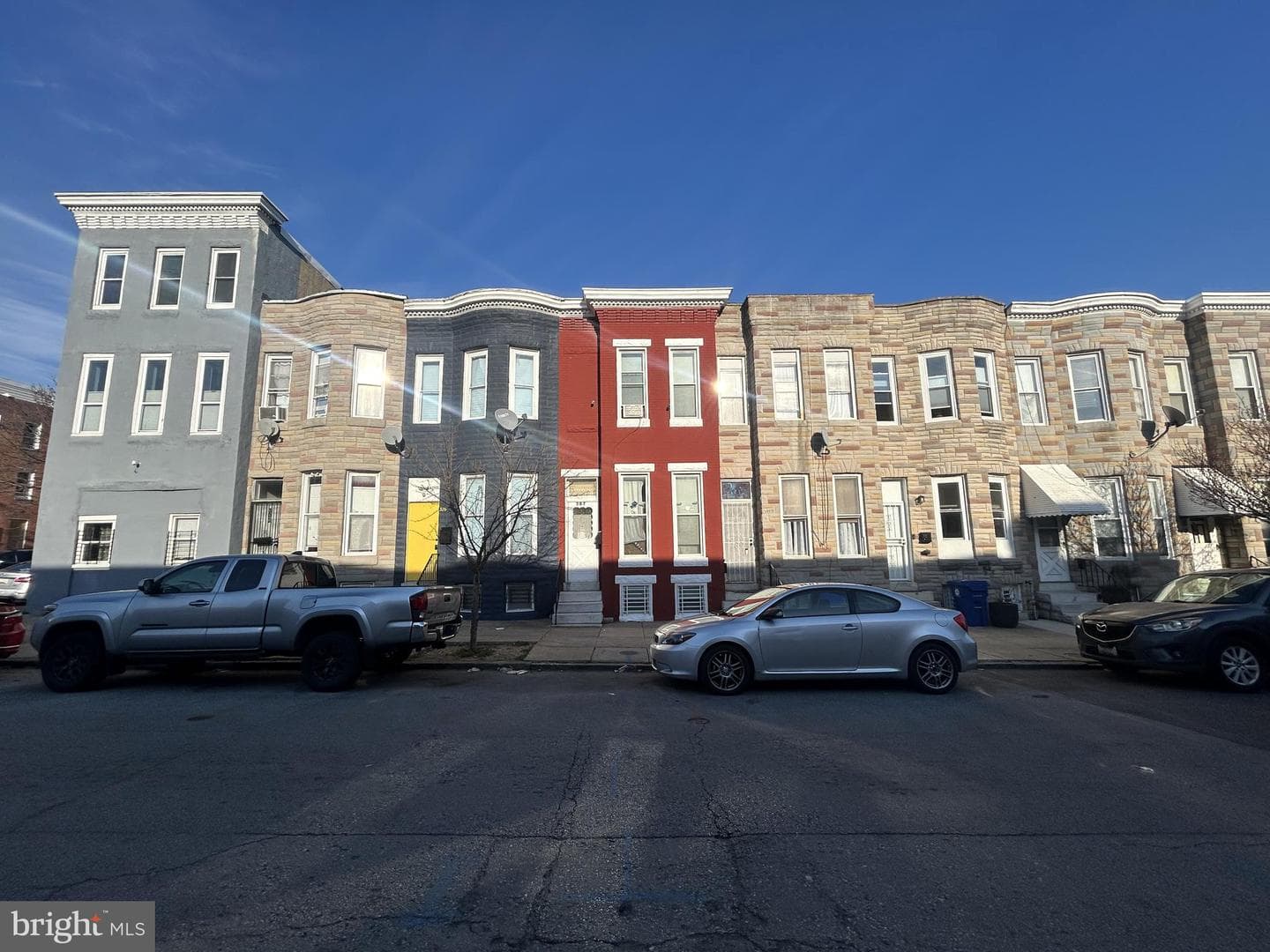 307 S Mount Street photo 2