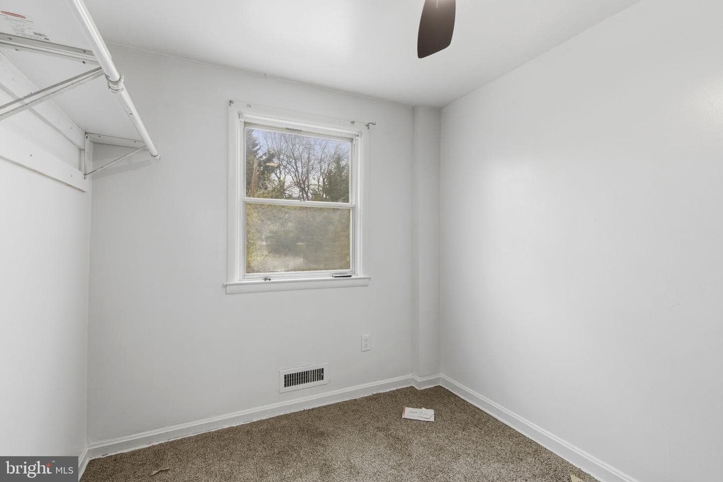 800 Reverdy Road photo 12