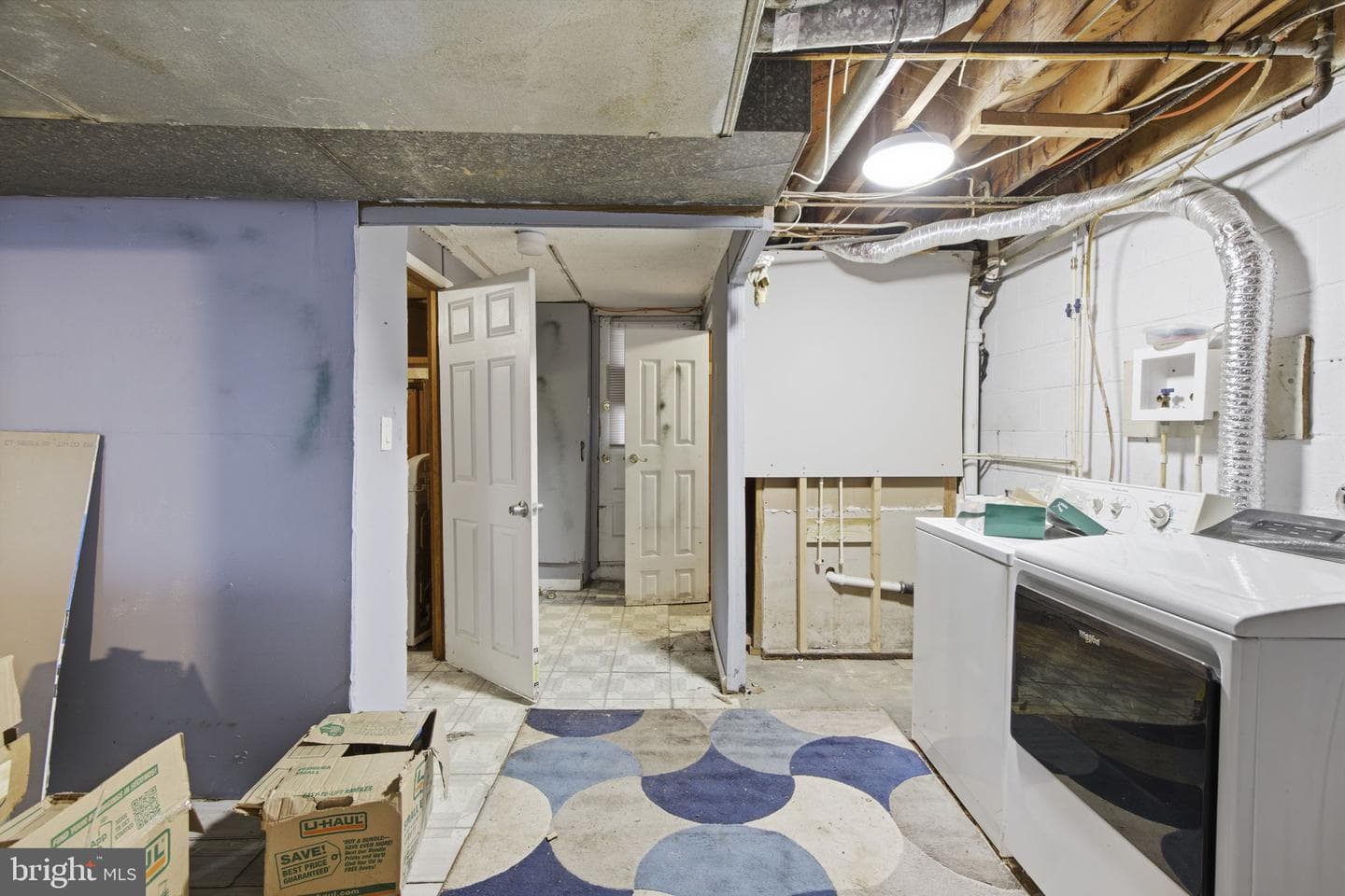 800 Reverdy Road photo 16