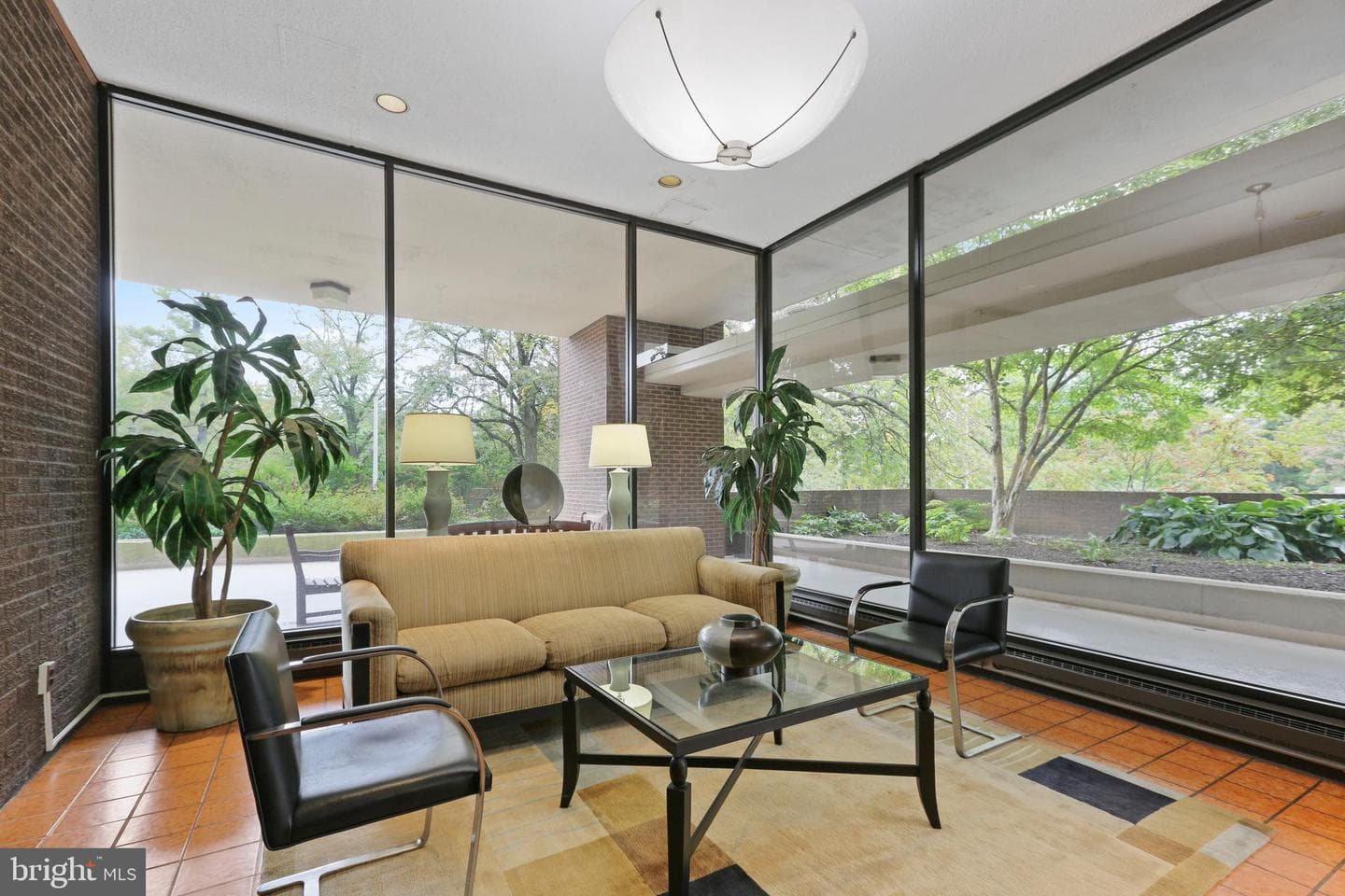 4100 N Charles Street #914 photo 53