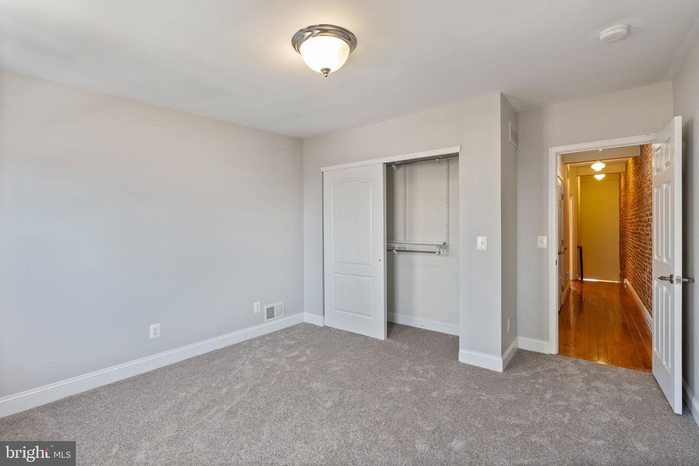 1726 Johnson Street photo 15