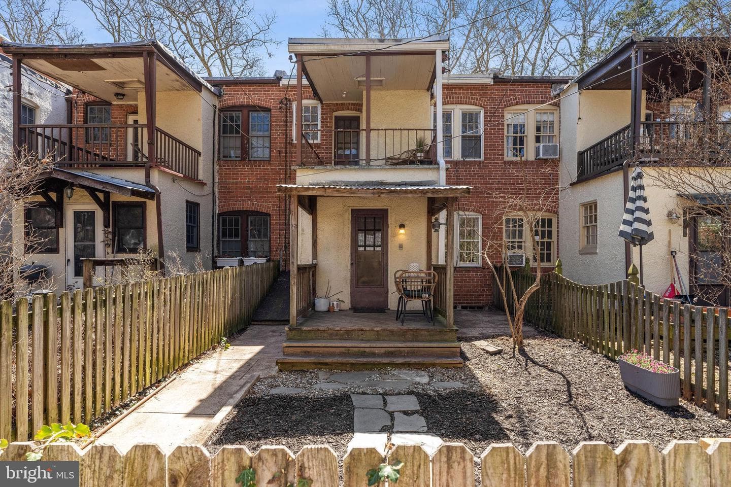 706 E Lake Avenue photo 46
