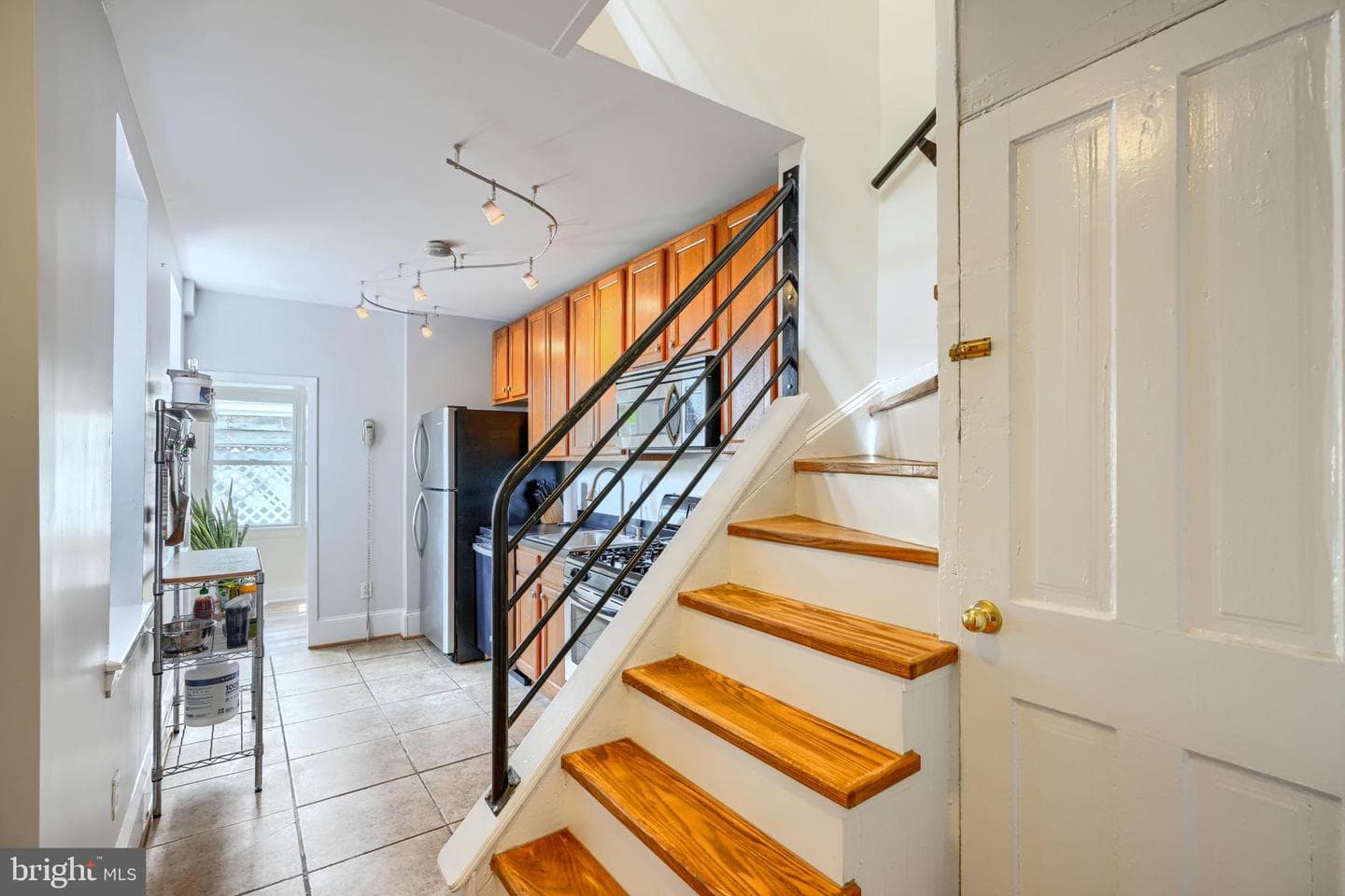 110 E Randall Street E photo 15