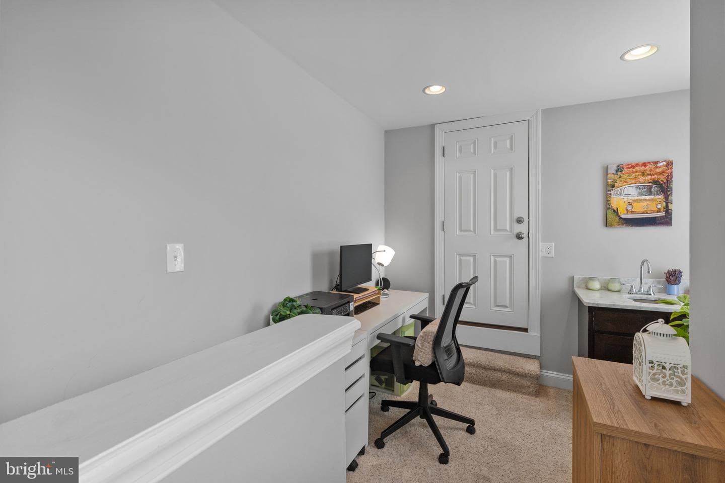 1729 Bank Street photo 30