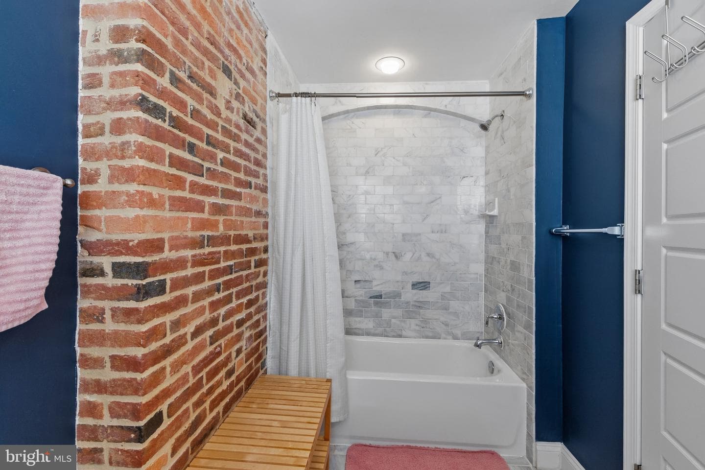 1729 Bank Street photo 32