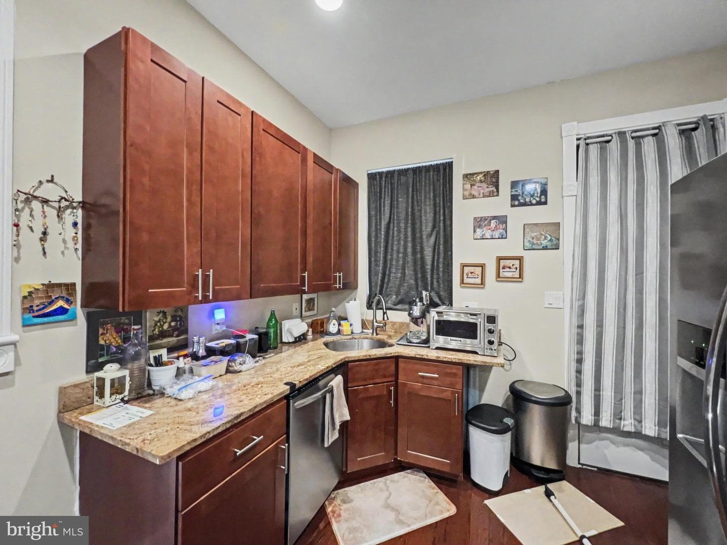 1610 N Broadway N photo 6