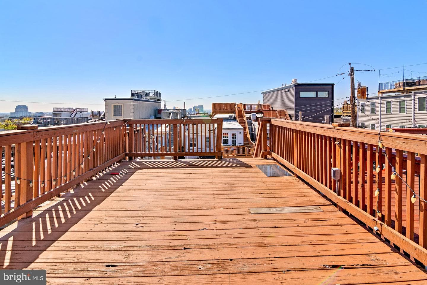 806 S Bouldin Street photo 32