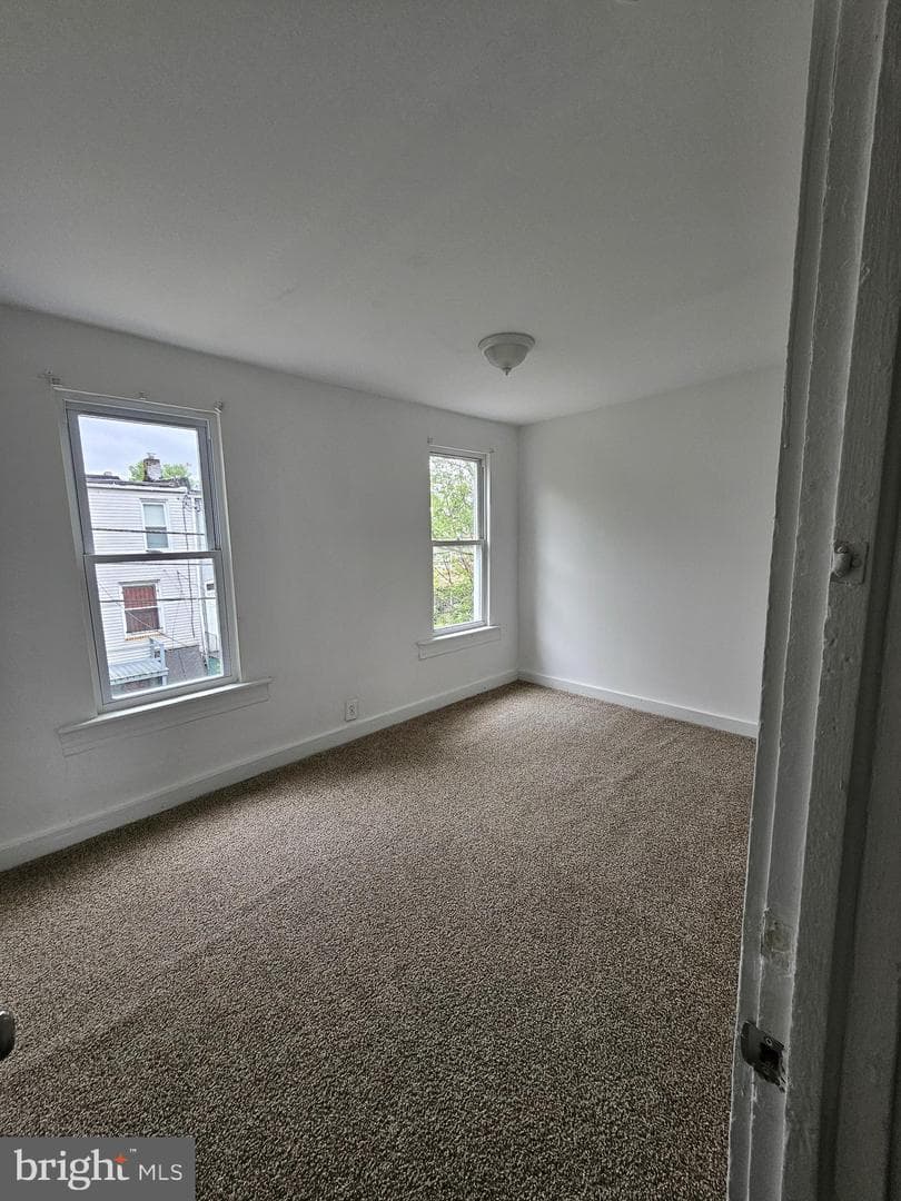 3141 Elmora Avenue photo 11