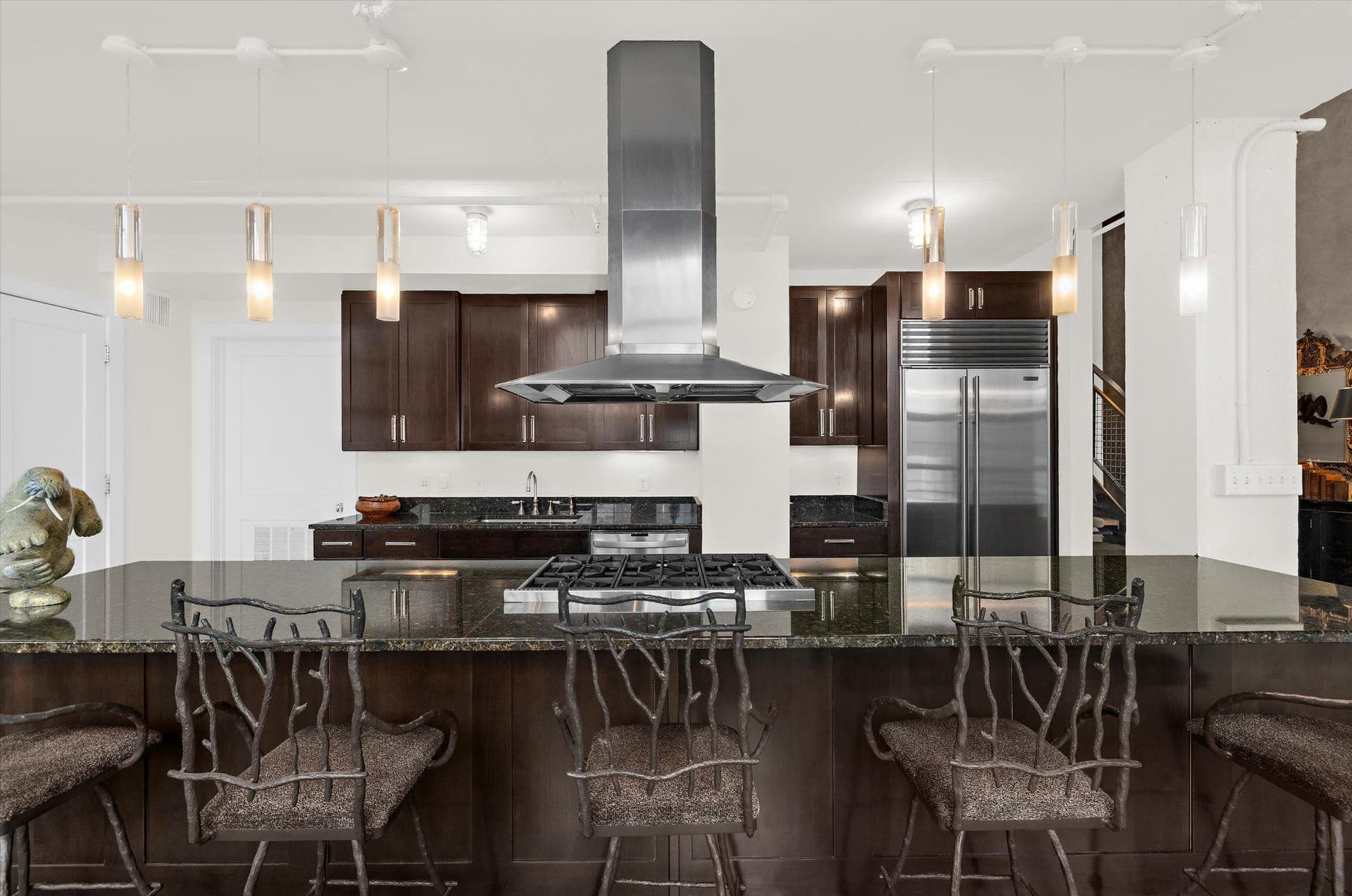 1220 Bank Street #409 photo 14
