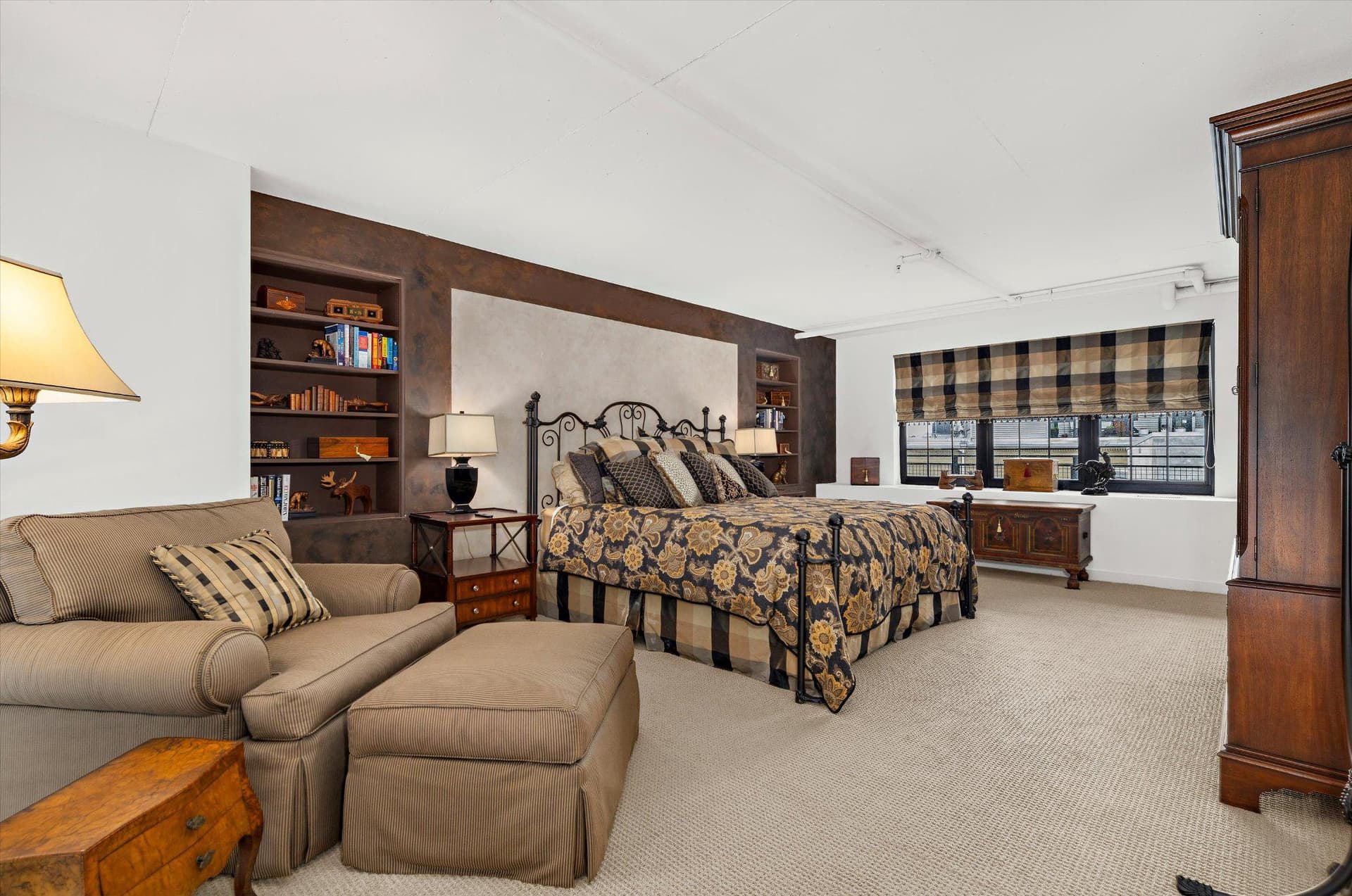 1220 Bank Street #409 photo 31