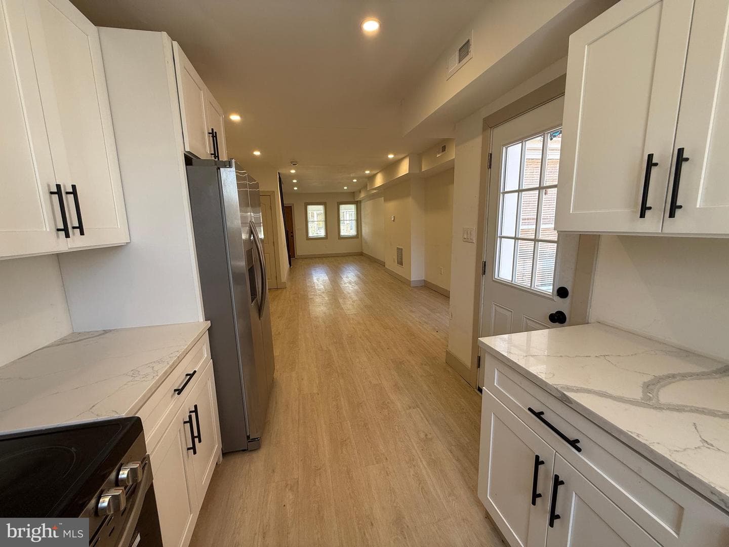3905 Cranston Avenue photo 4