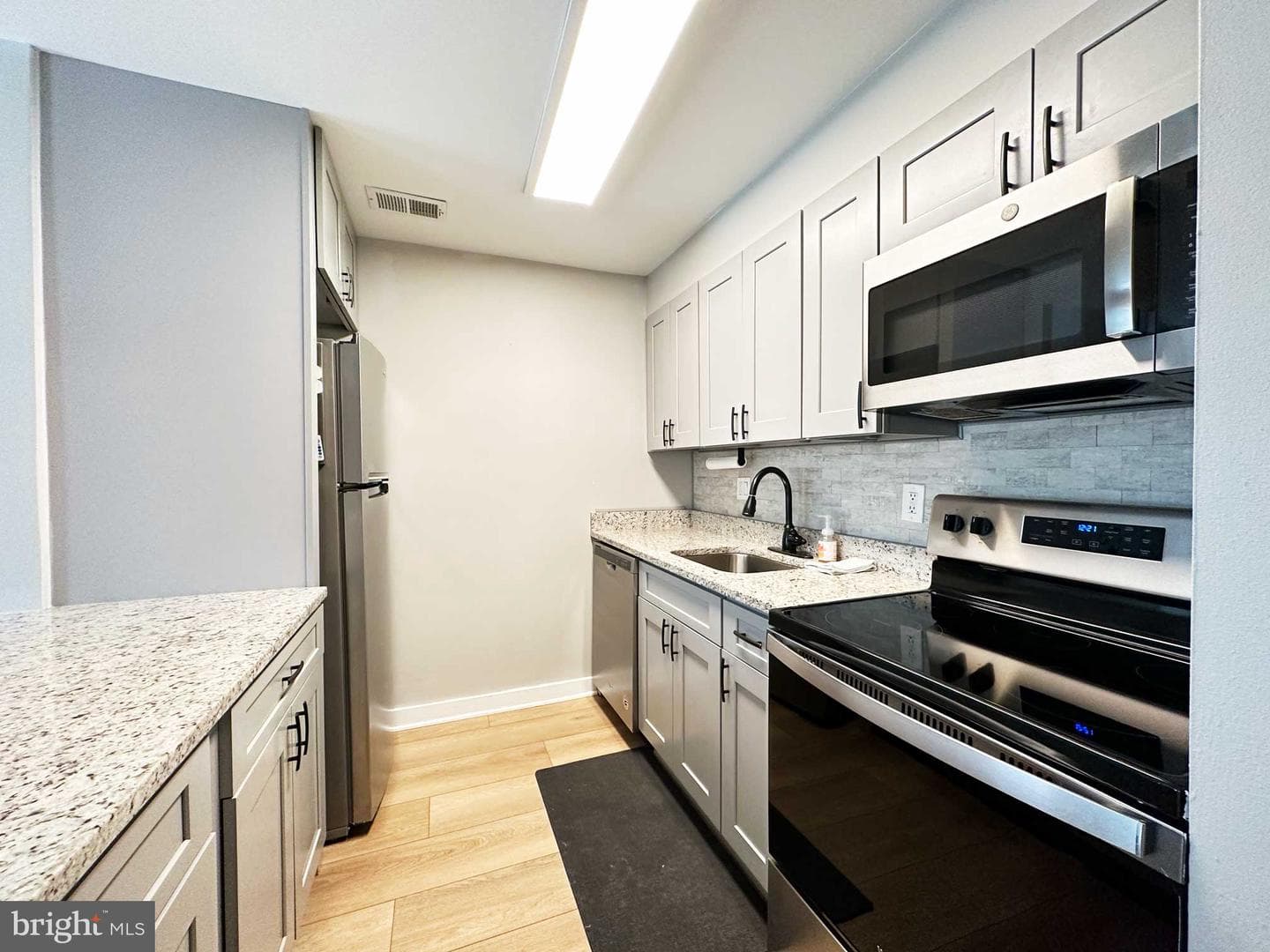 138 W Barre Street #r 31 photo 5