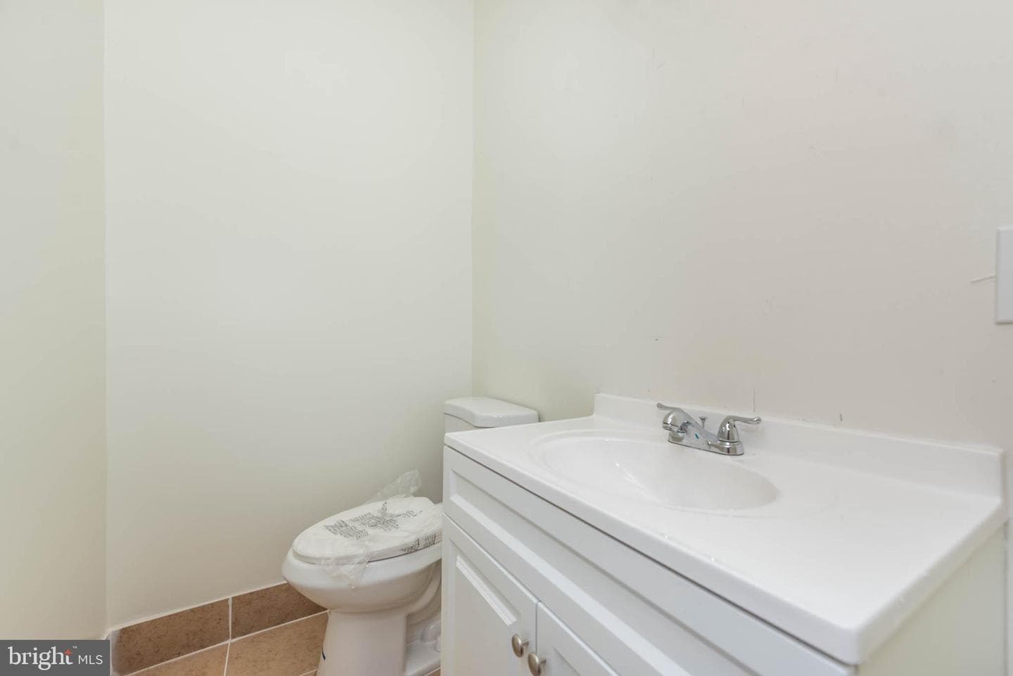 1640 N Broadway photo 12