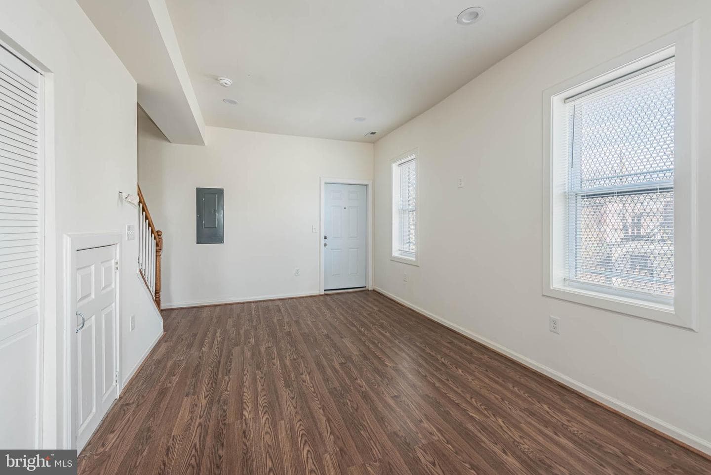 1640 N Broadway photo 17