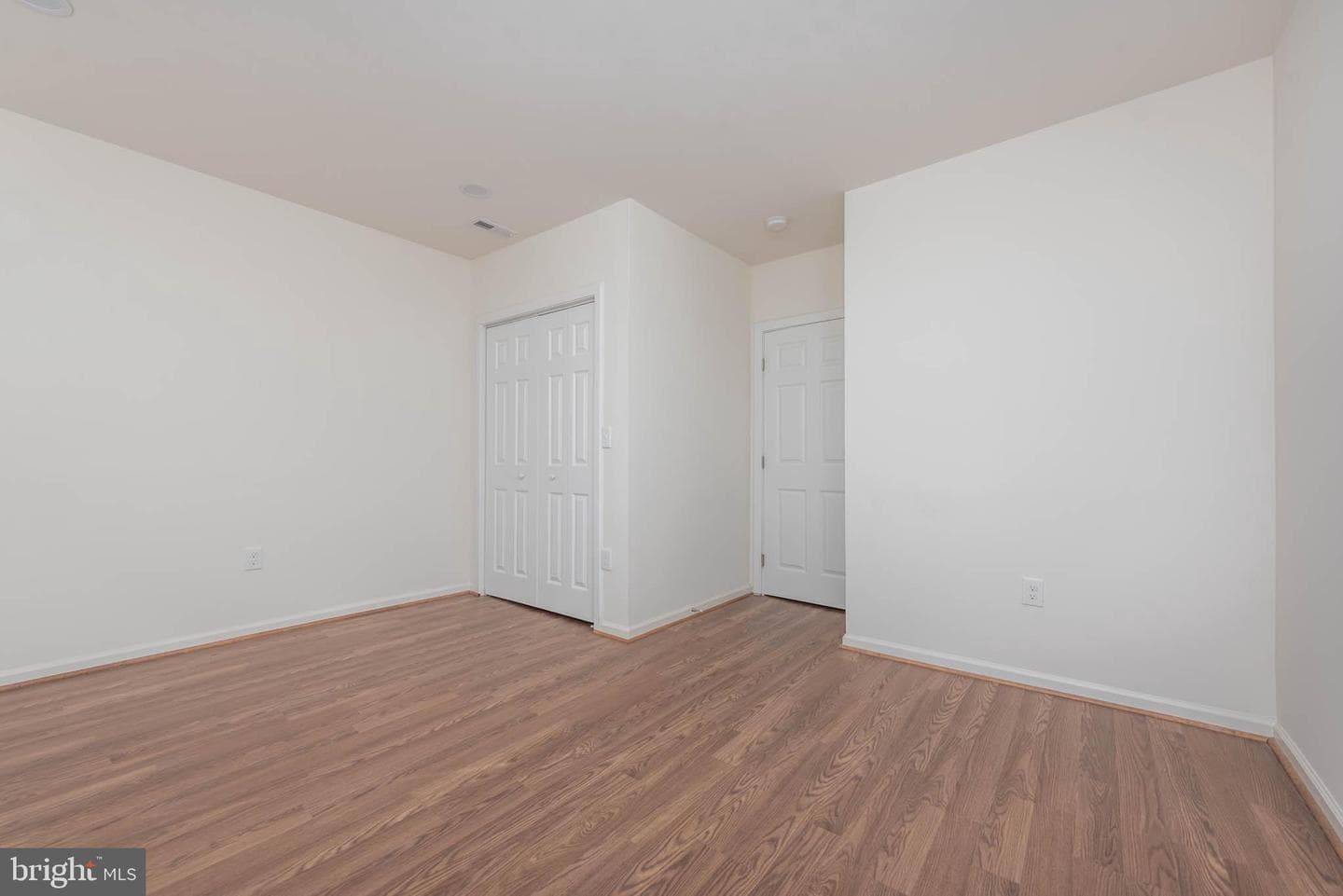 1640 N Broadway photo 19