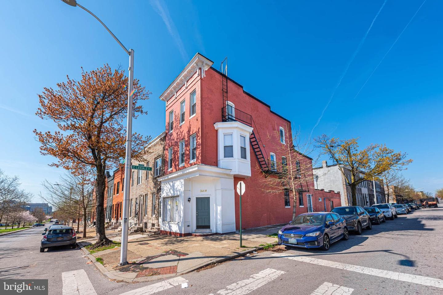 1640 N Broadway photo 26