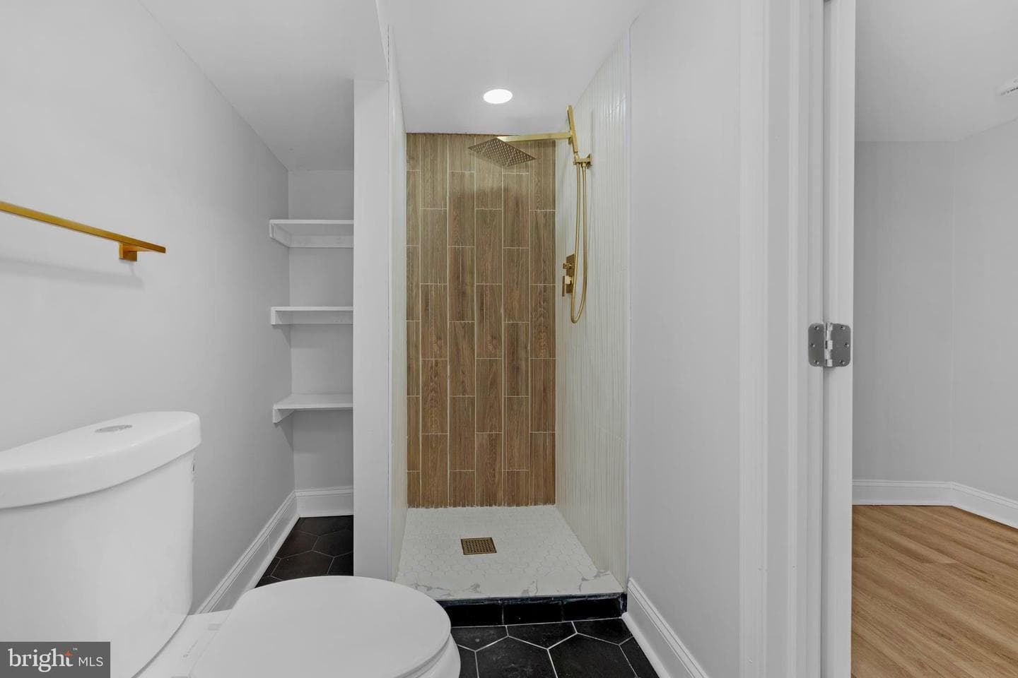 441 N Lakewood Avenue photo 24