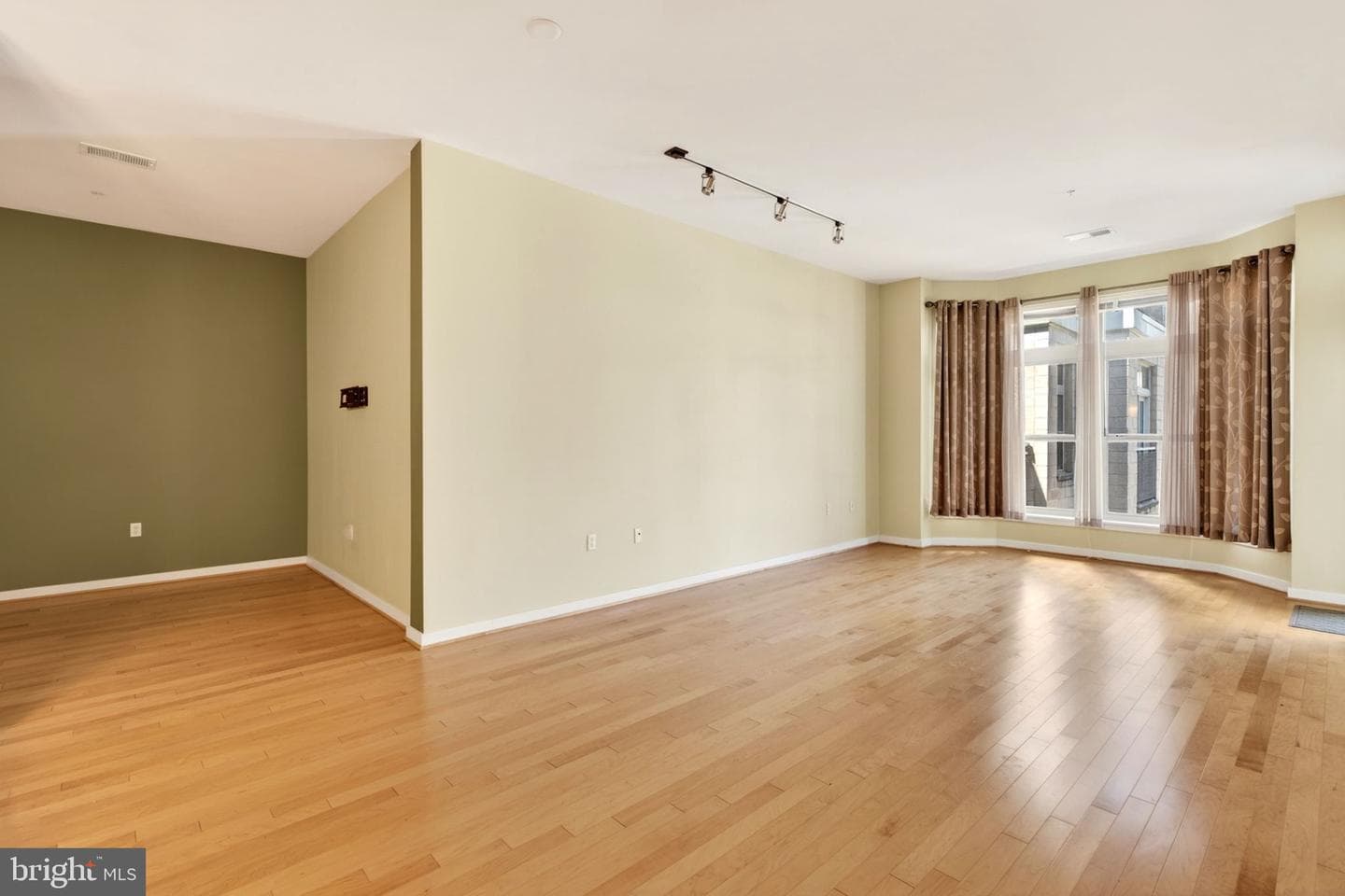 1209 N Charles Street #306 photo 11