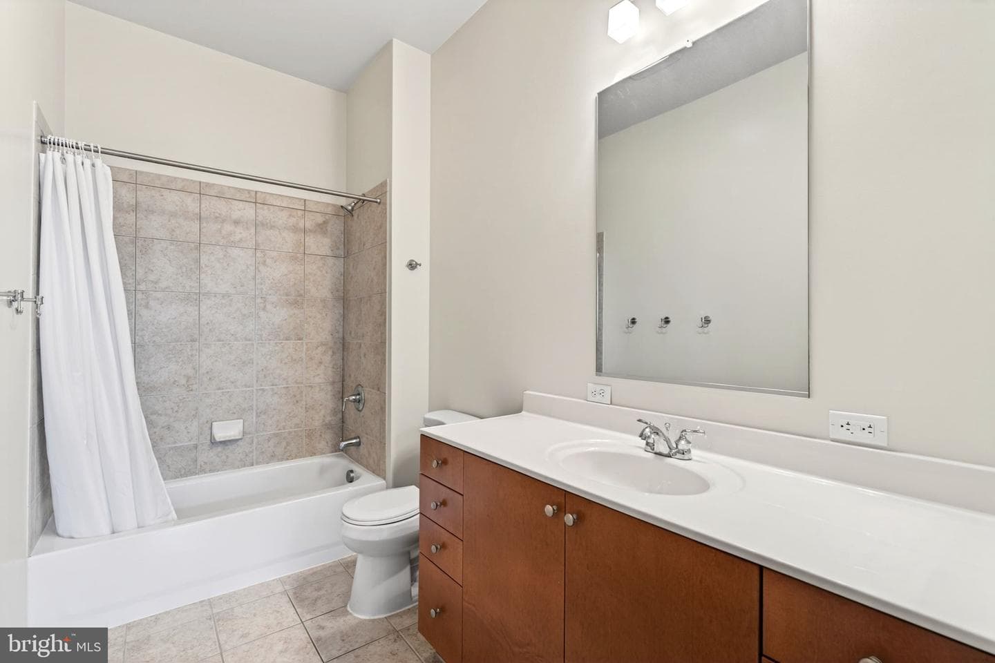 1209 N Charles Street #306 photo 18