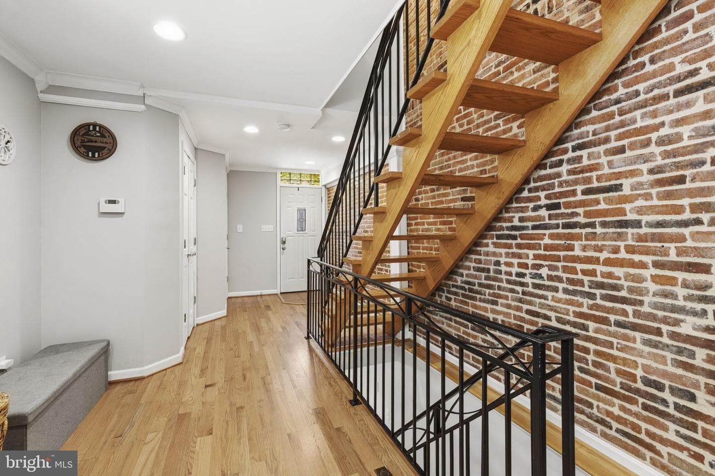 1119 S Baylis Street photo 2