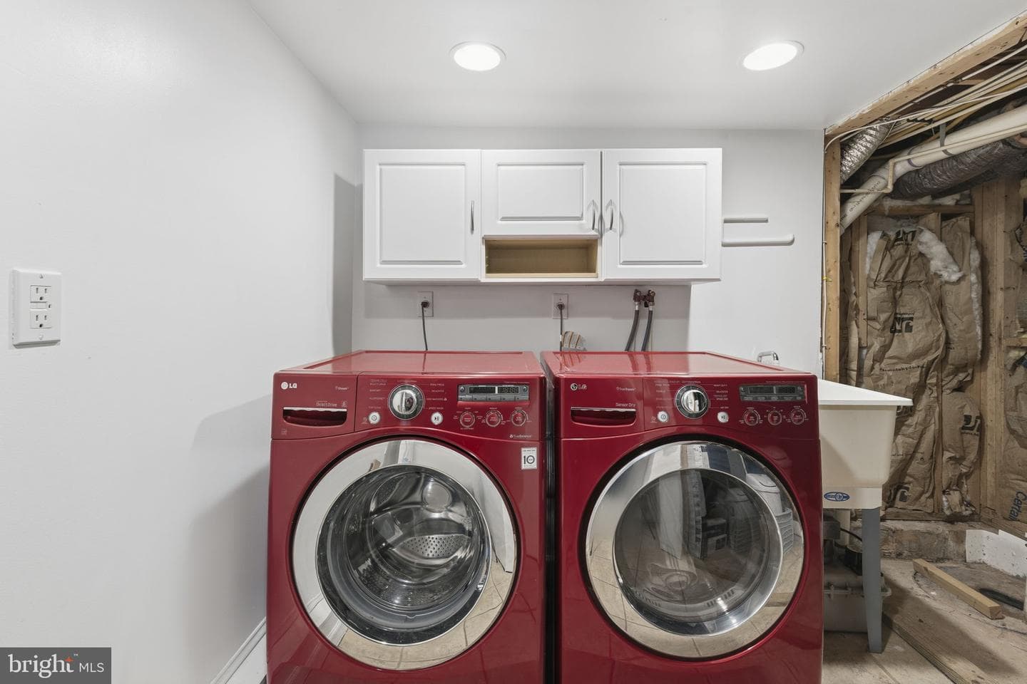 1119 S Baylis Street photo 22