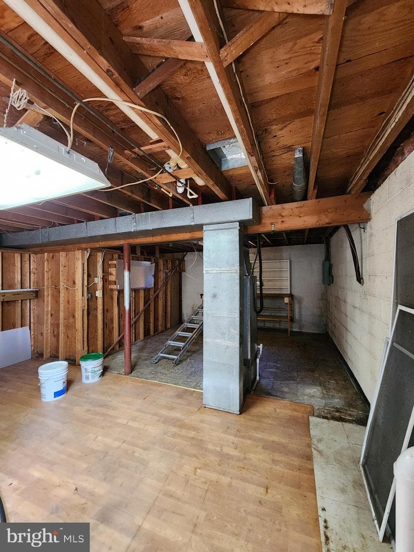 5923 Fairwood Avenue photo 49