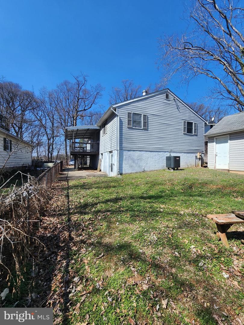 5923 Fairwood Avenue photo 5