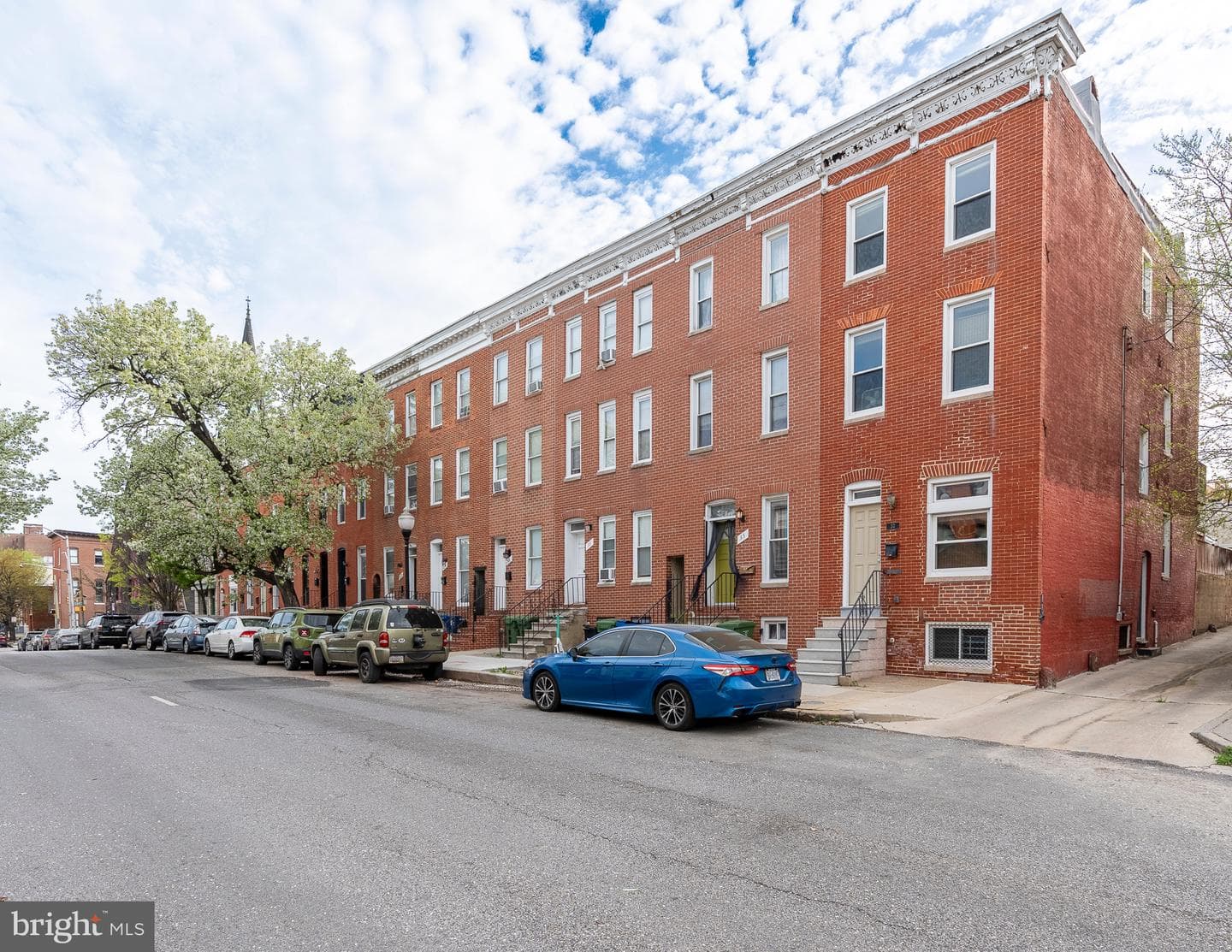 37 S Washington Street photo 1