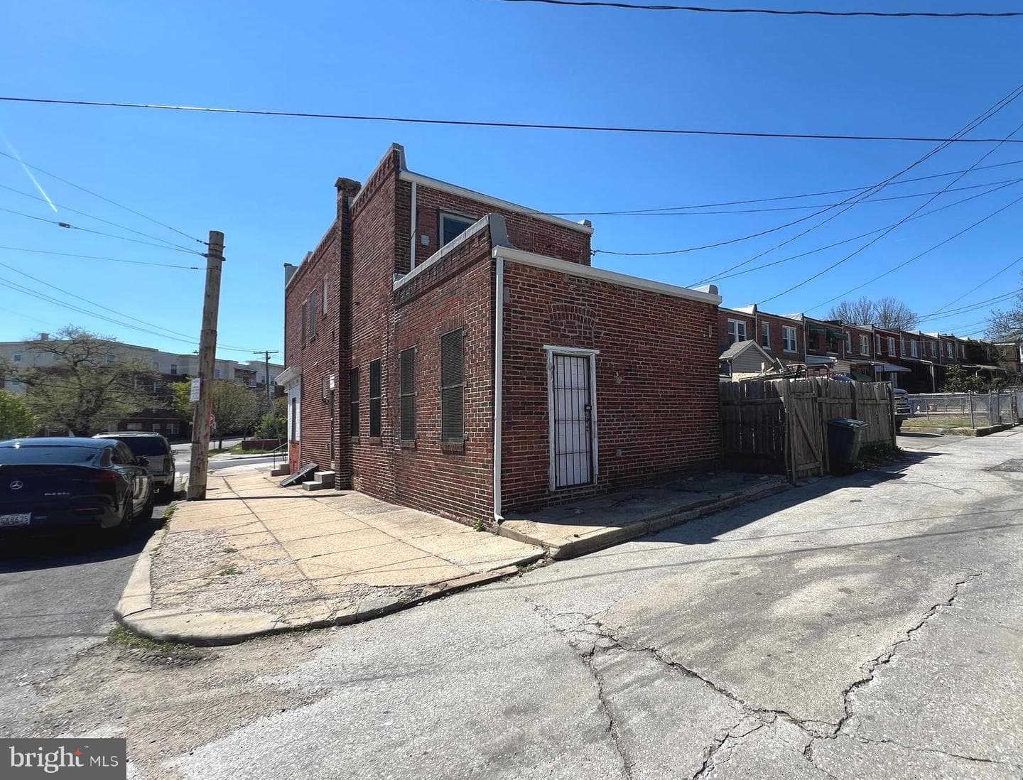 2301 Monroe Street N photo 17