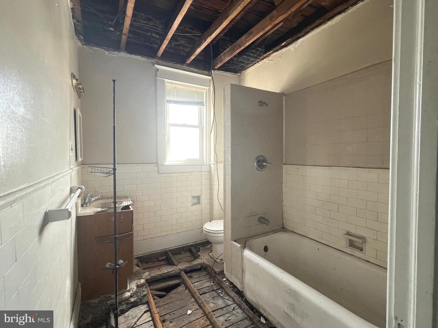 2301 Monroe Street N photo 8