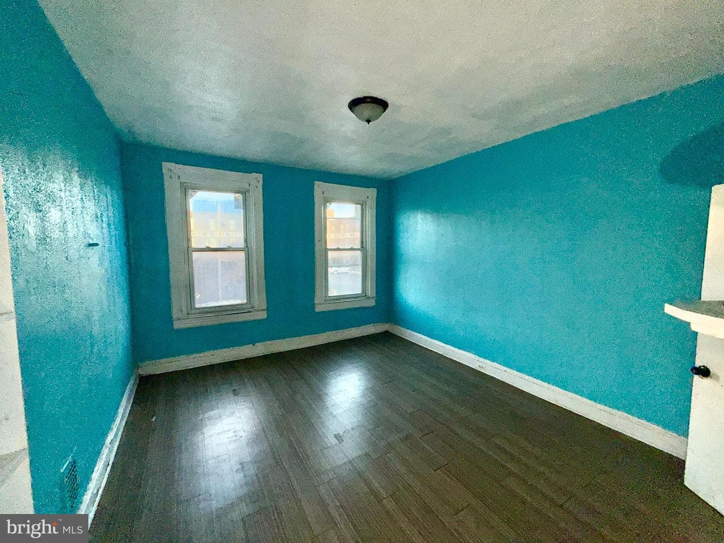 122 Haven Street N photo 8