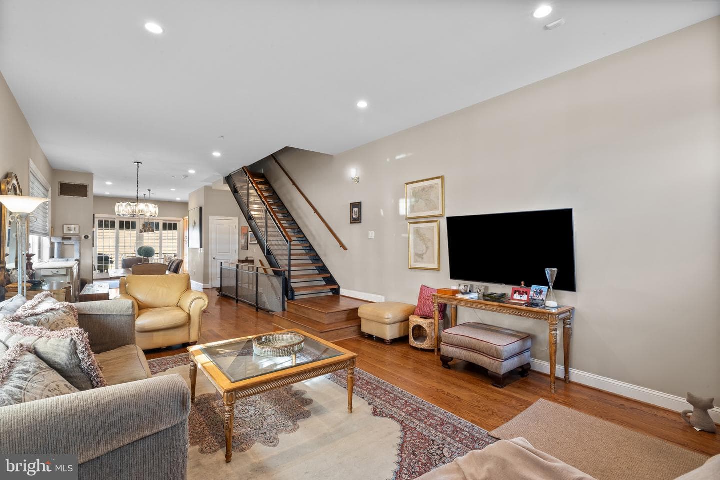 3800 Dillon Street photo 5