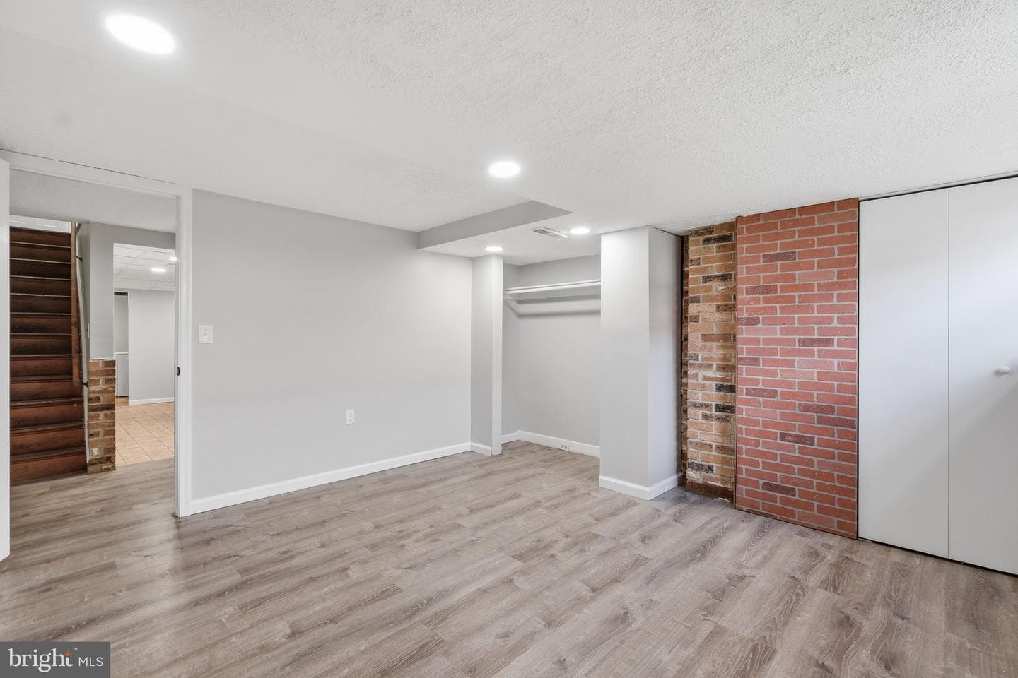 313 Elrino Street photo 26